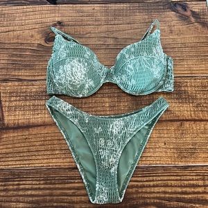 Triangl Swim Bottom & Top (Top included for Free)